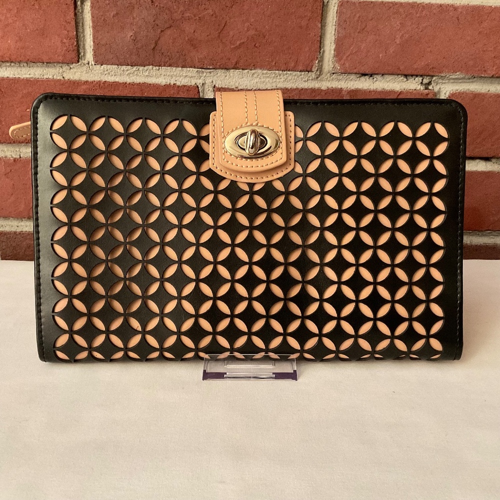 WOLF Est.1834”Chloe”Laser Cut Leather Jewelry Portfolio  Case NWOT